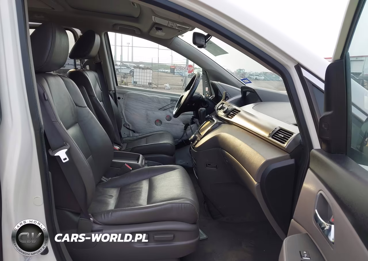 2015 Honda Odyssey Touring-Touring Elite VIN:5FNRL5H93FB076398 - 5