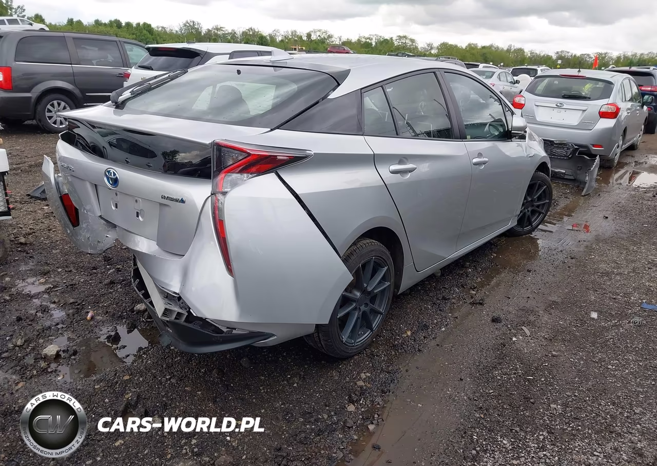 2017 Toyota Prius Four Touring VIN:JTDKARFU6H3533064 - 4
