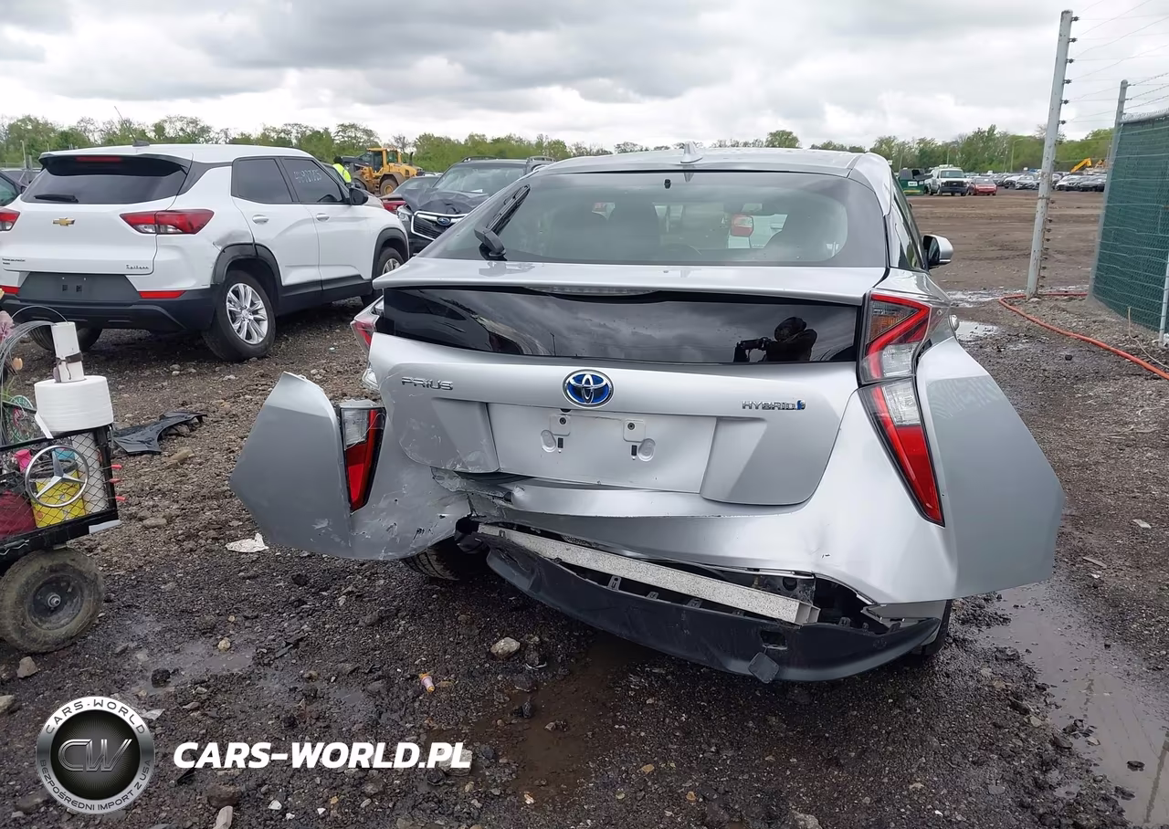 2017 Toyota Prius Four Touring VIN:JTDKARFU6H3533064 - 6