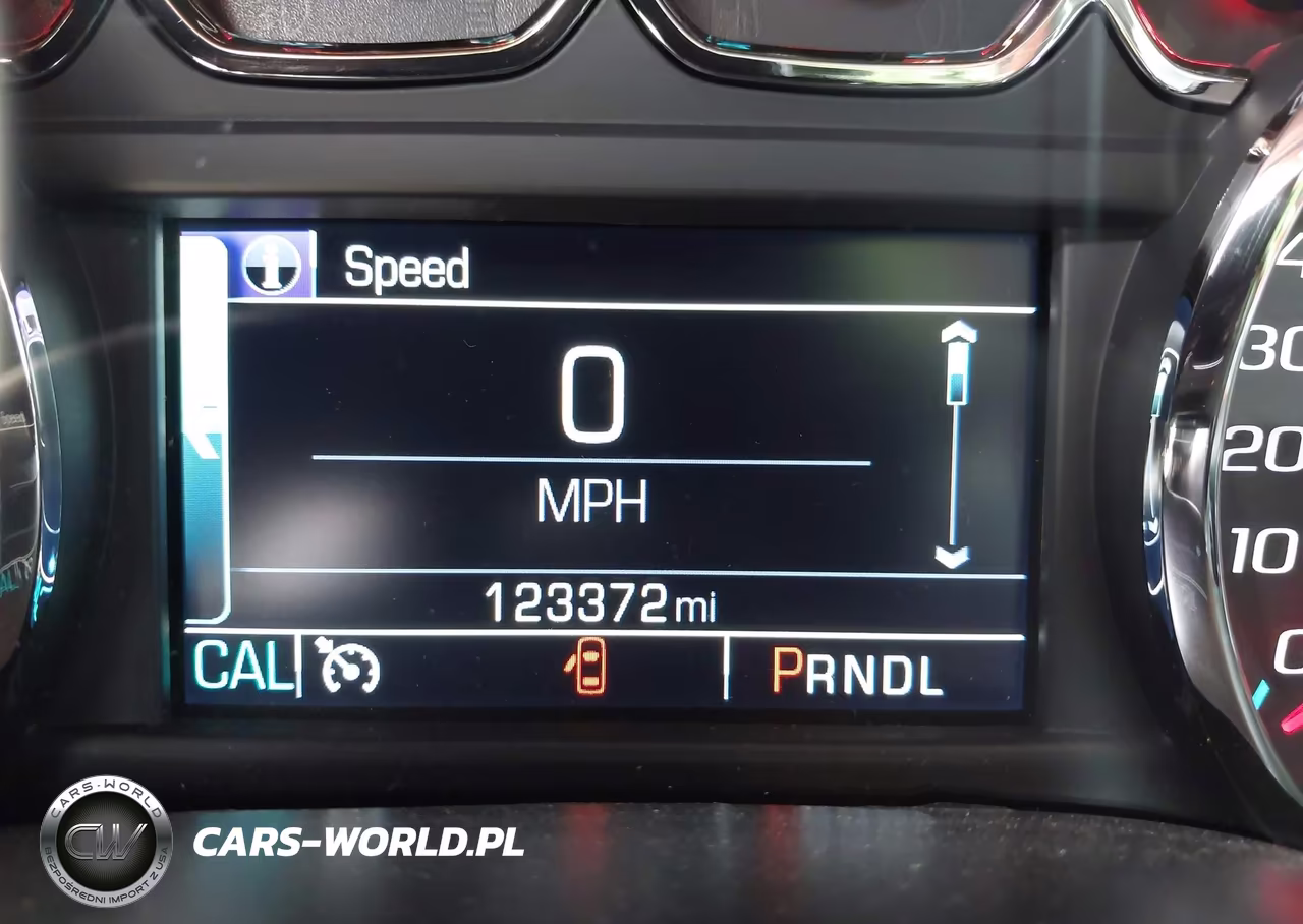 2018 Chevrolet Silverado 1500 1Lt VIN:3GCPCREC2JG370943 - 15