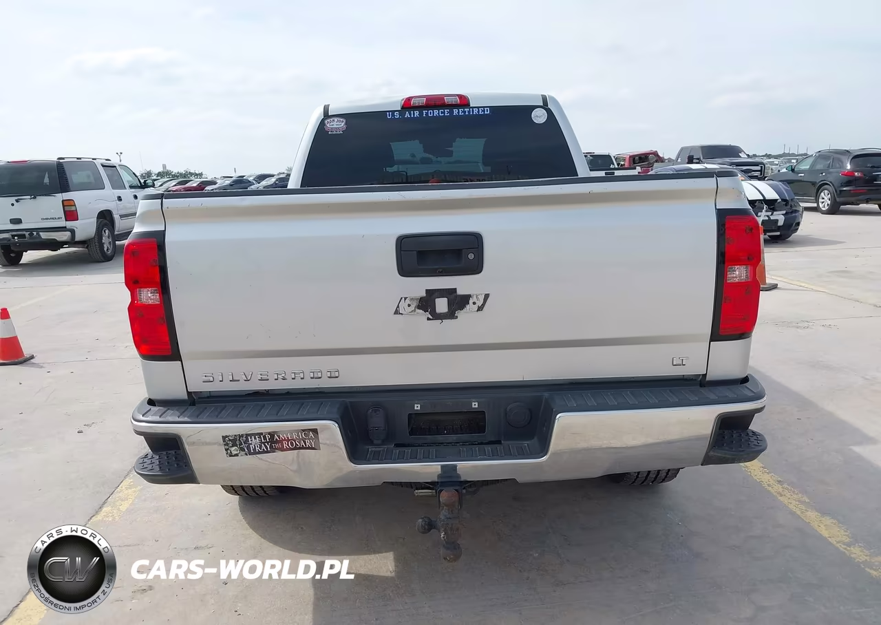 2018 Chevrolet Silverado 1500 1Lt VIN:3GCPCREC2JG370943 - 16
