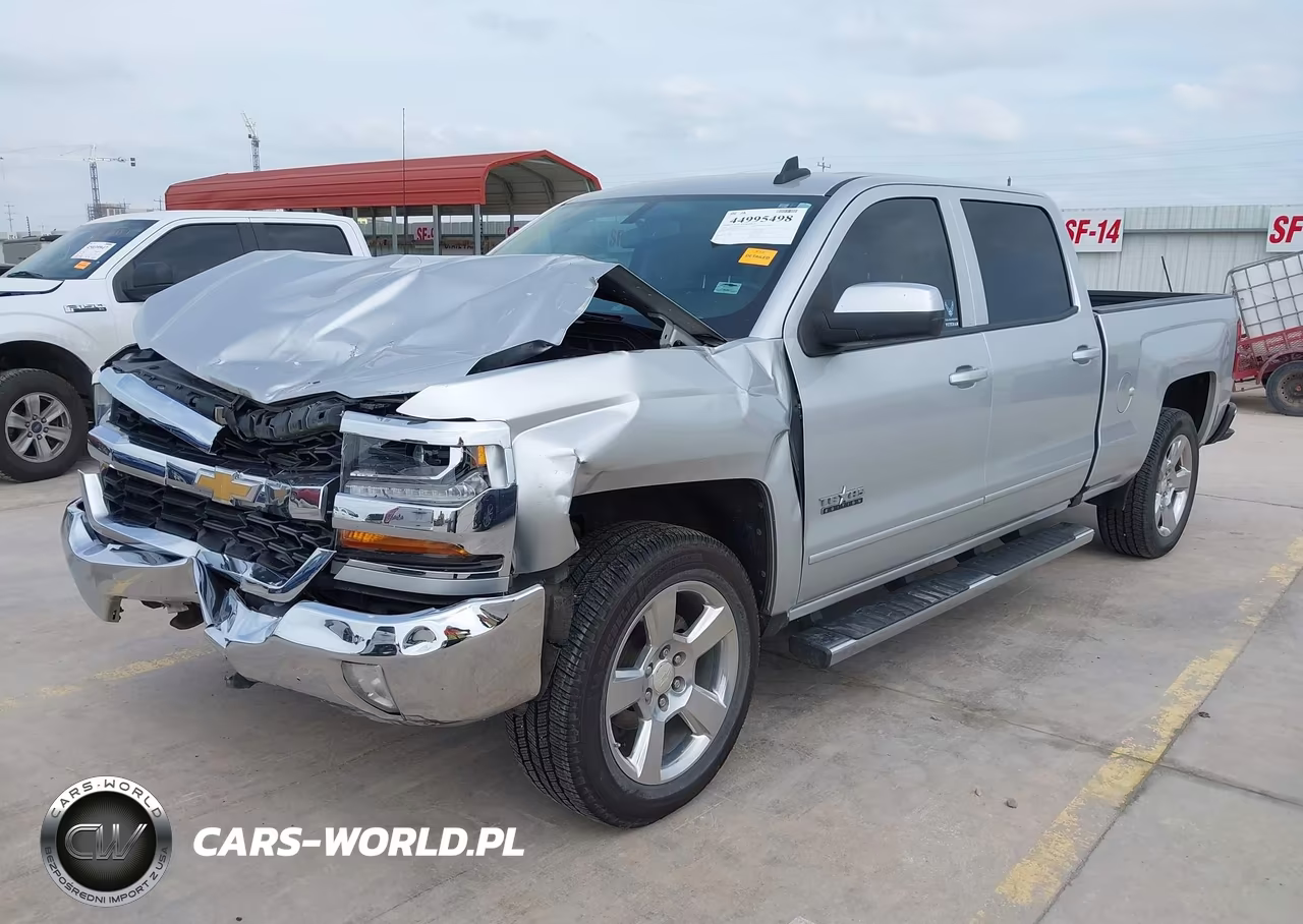 2018 Chevrolet Silverado 1500 1Lt VIN:3GCPCREC2JG370943 - 2