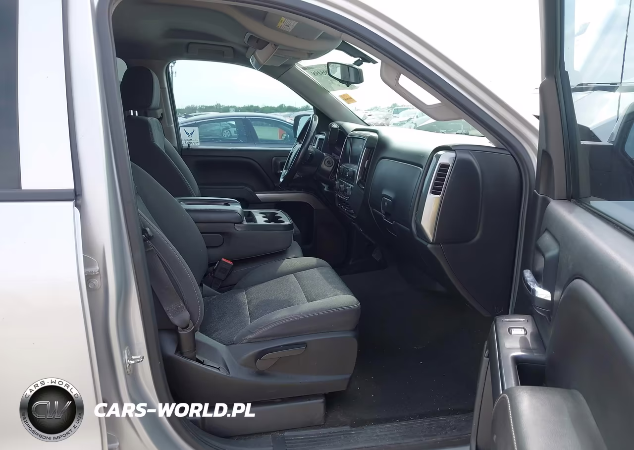 2018 Chevrolet Silverado 1500 1Lt VIN:3GCPCREC2JG370943 - 5