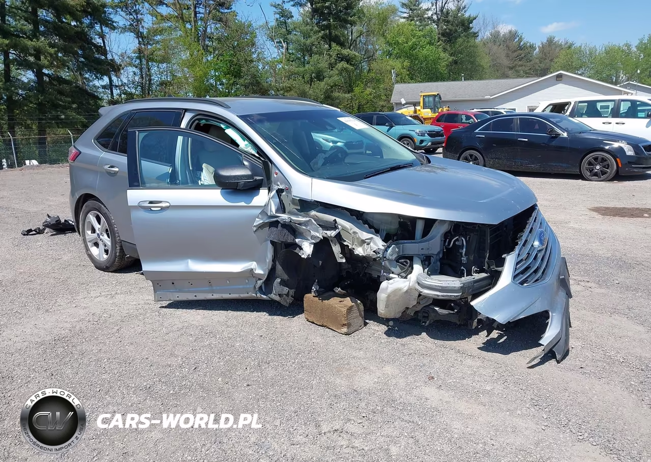2020 Ford Edge Se