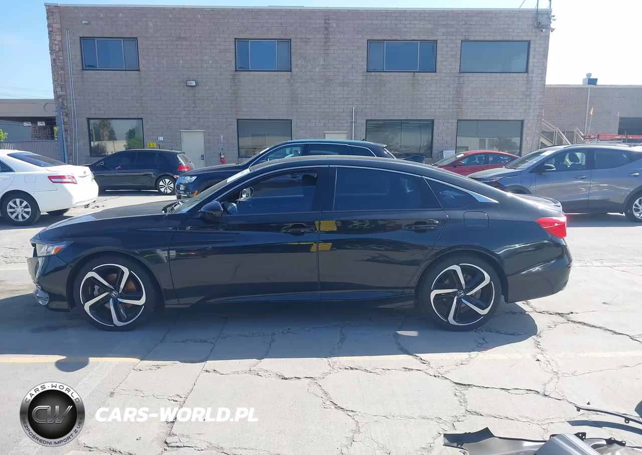 2018 Honda Accord Sport 2.0T VIN:1HGCV2F33JA019974 - 14