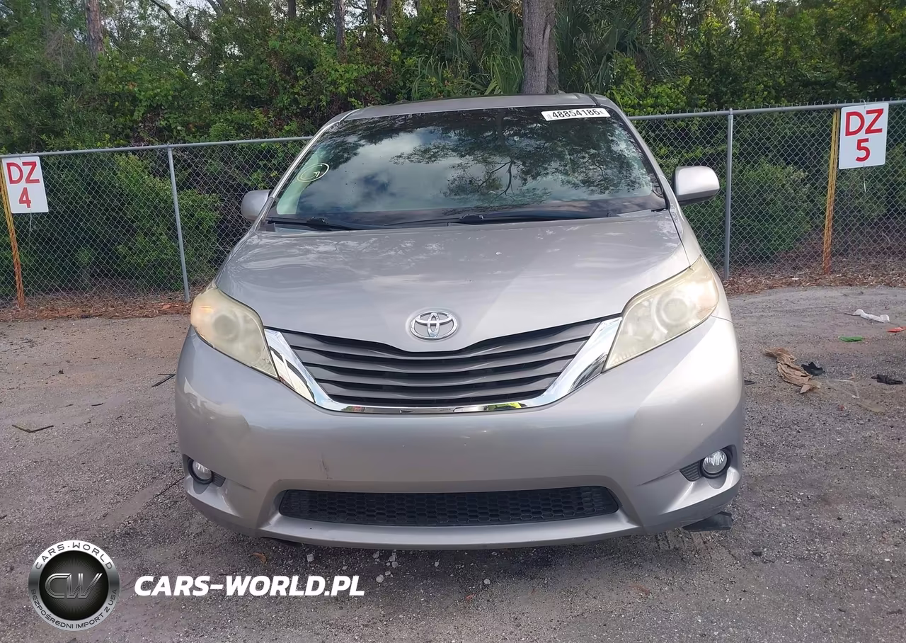 2013 Toyota Sienna Xle V6 8 Passenger VIN:5TDYK3DC8DS343516 - 12