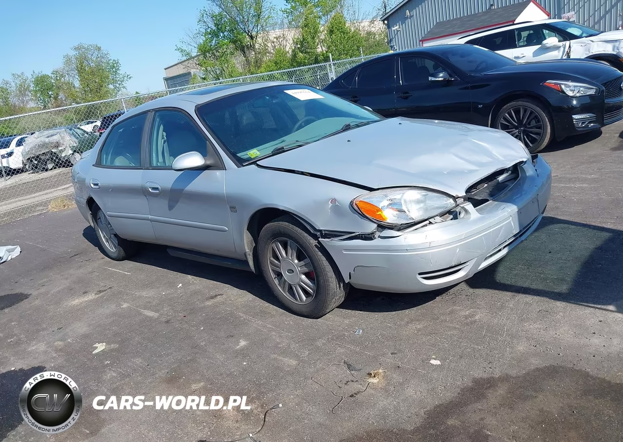 2004 Ford Taurus