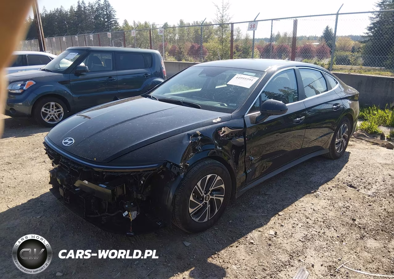 2026 Hyundai Sonata Hybrid Blue VIN:KMHL24JJXTA148656 - 2