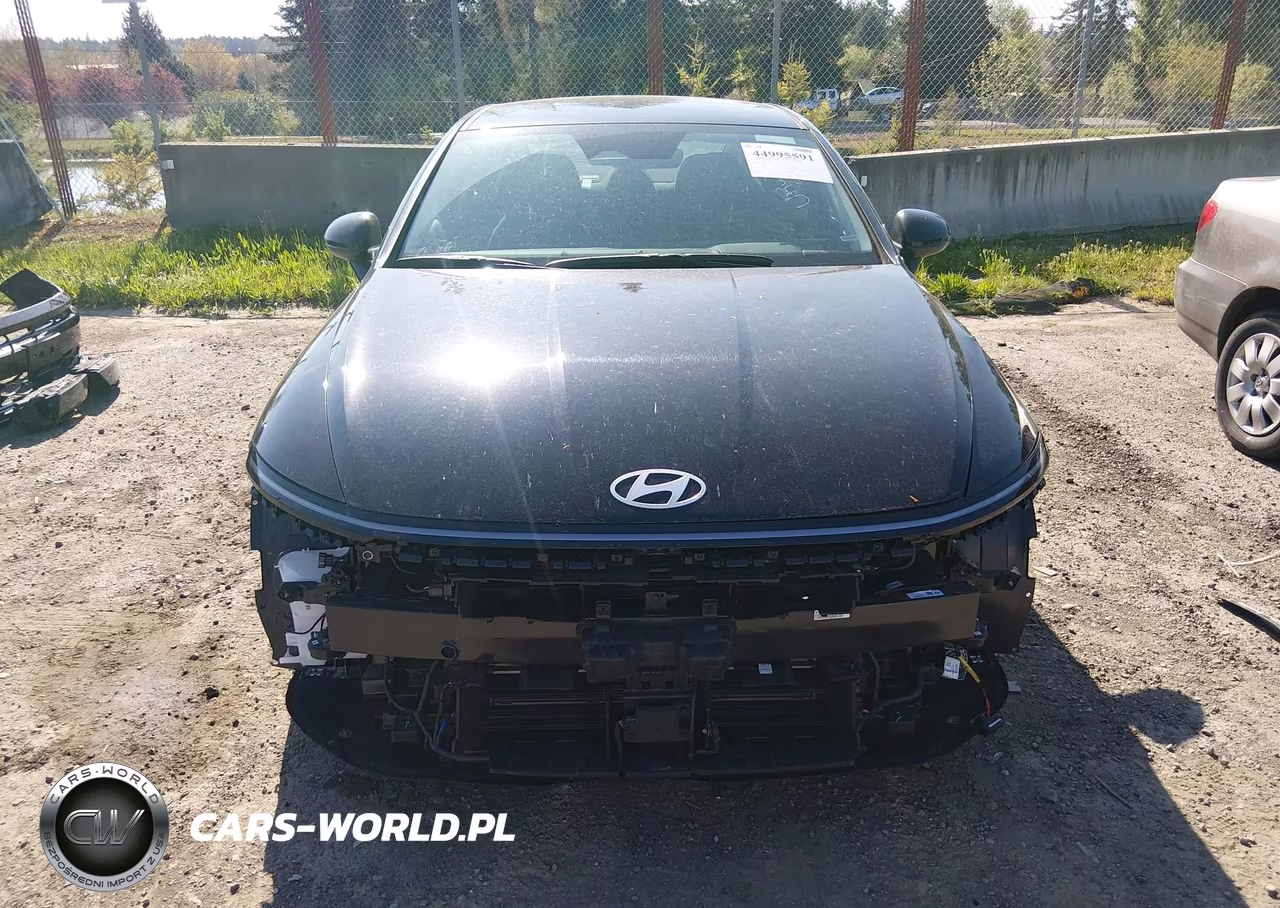 2026 Hyundai Sonata Hybrid Blue VIN:KMHL24JJXTA148656 - 6