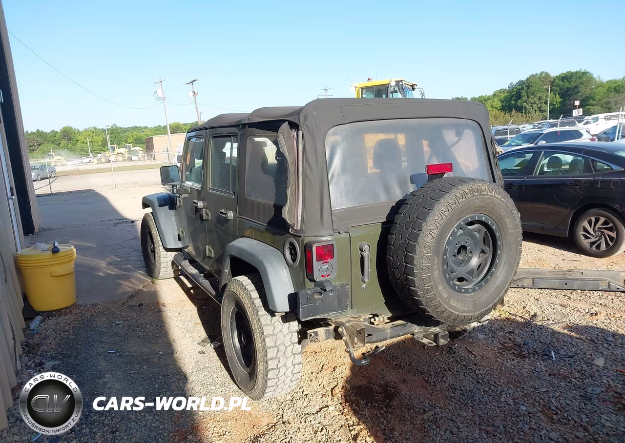 2016 Jeep Wrangler Unlimited Sport VIN:1C4BJWDG0GL114122 - 15