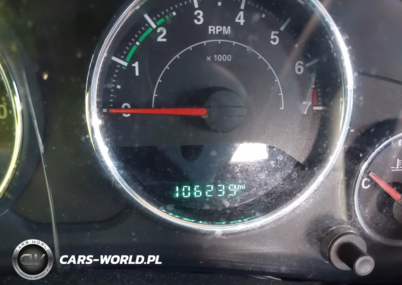 2016 Jeep Wrangler Unlimited Sport VIN:1C4BJWDG0GL114122 - 16