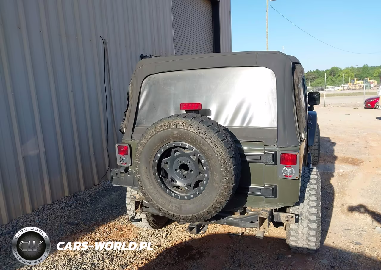 2016 Jeep Wrangler Unlimited Sport VIN:1C4BJWDG0GL114122 - 17
