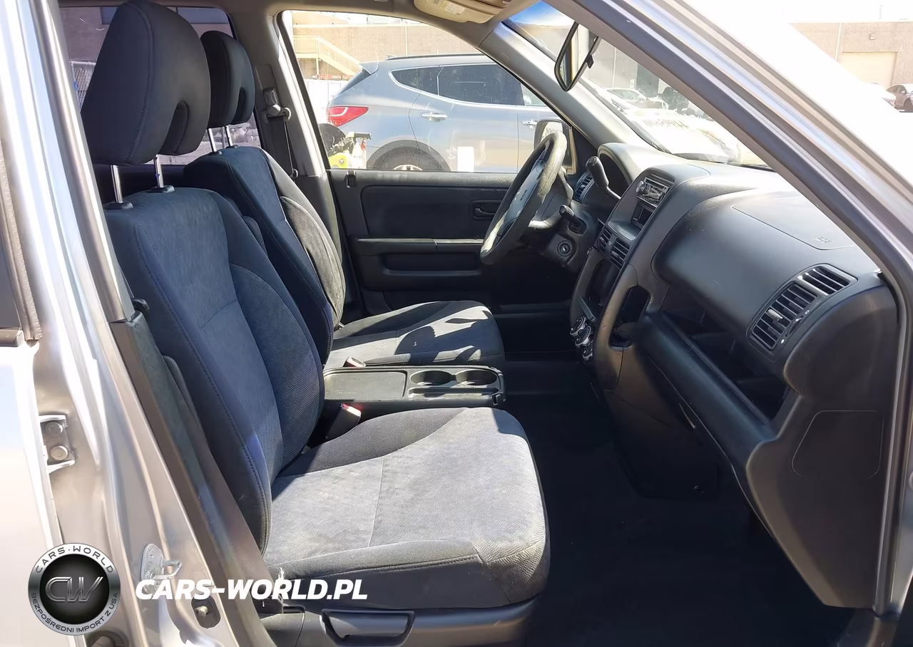 2005 Honda Cr-V Lx VIN:JHLRD68545C000641 - 5