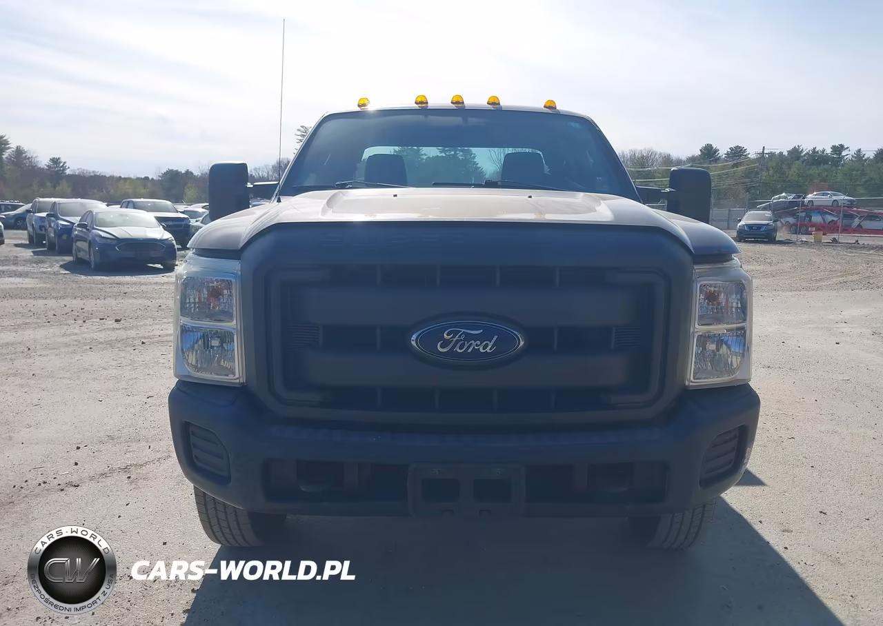 2015 Ford F-350 Chassis Xl VIN:1FD8X3H67FED11229 - 12