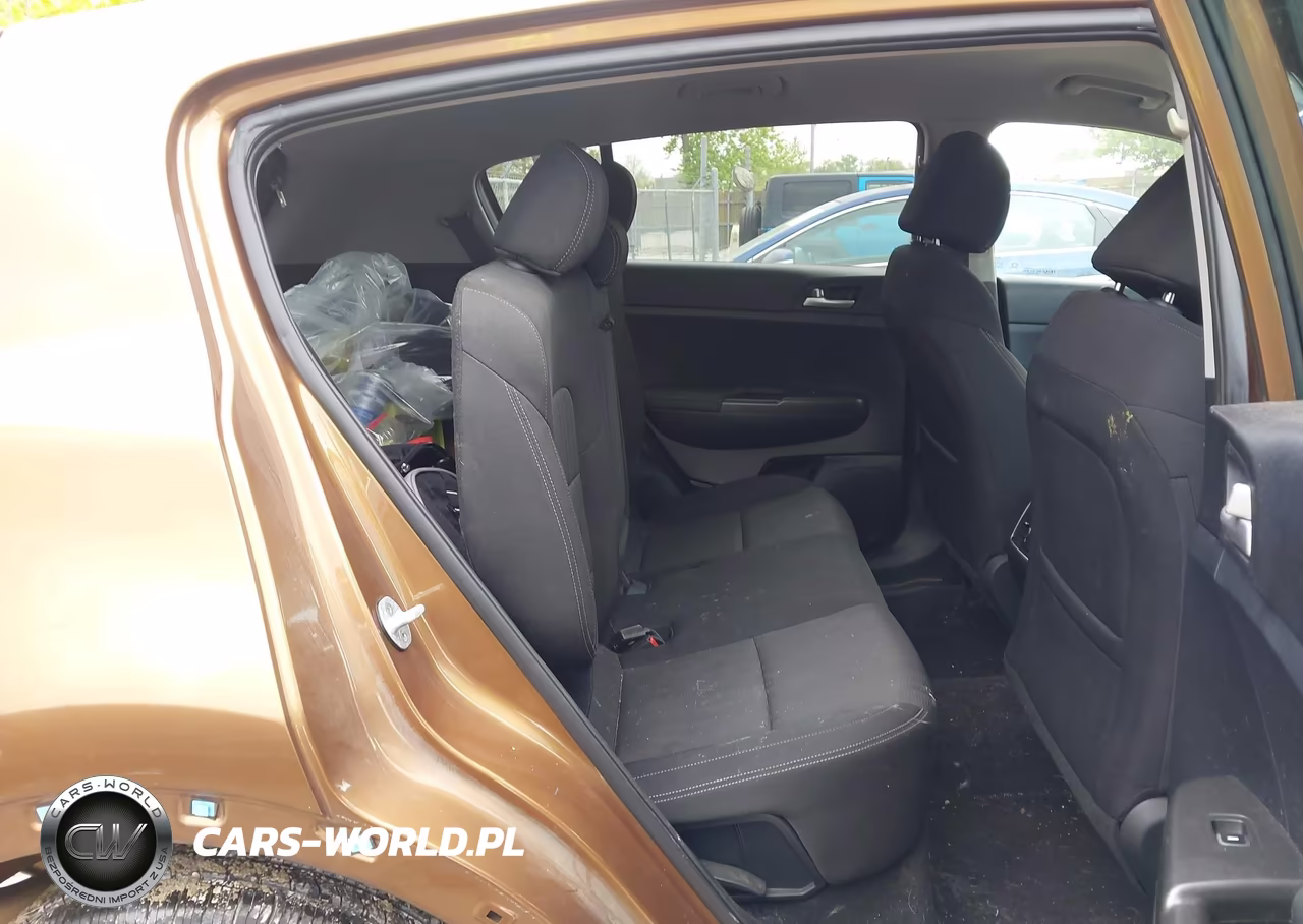 2019 Kia Sportage Lx VIN:KNDPM3AC5K7593944 - 8