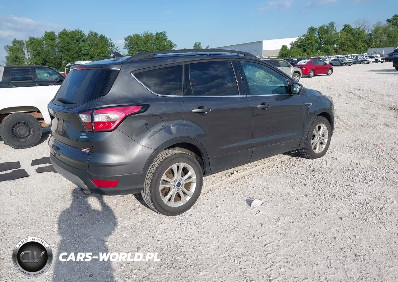 2018 Ford Escape Sel VIN:1FMCU0HD8JUC34899 - 4