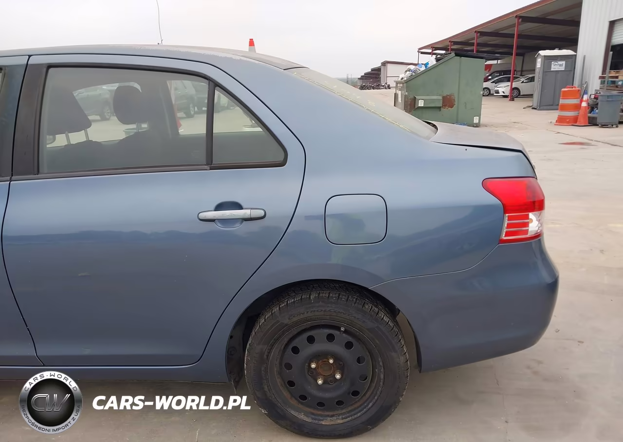 2011 Toyota Yaris VIN:JTDBT4K33B4084048 - 16