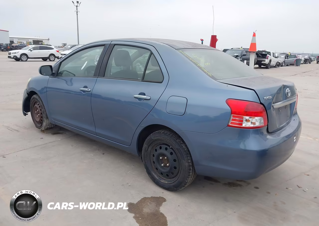 2011 Toyota Yaris VIN:JTDBT4K33B4084048 - 3
