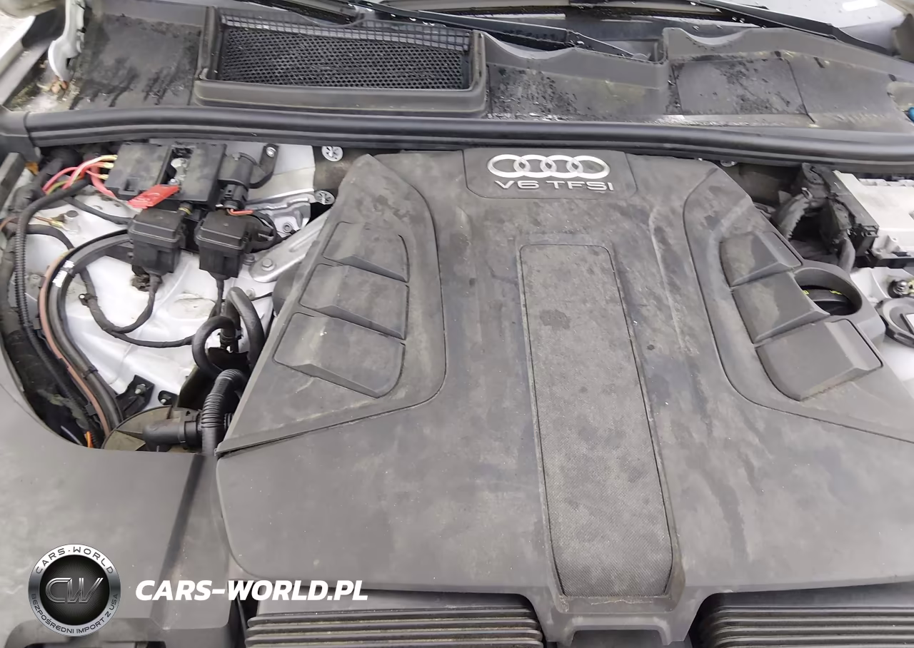2018 Audi Q7 3.0T Premium VIN:WA1VAAF7XJD035470 - 6