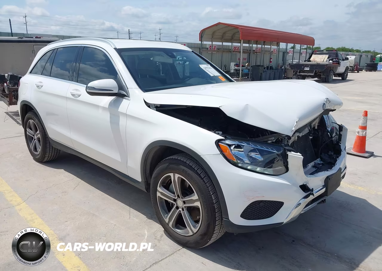 2017 Mercedes-Benz Glc 300 – zdjęcie 1 z 18