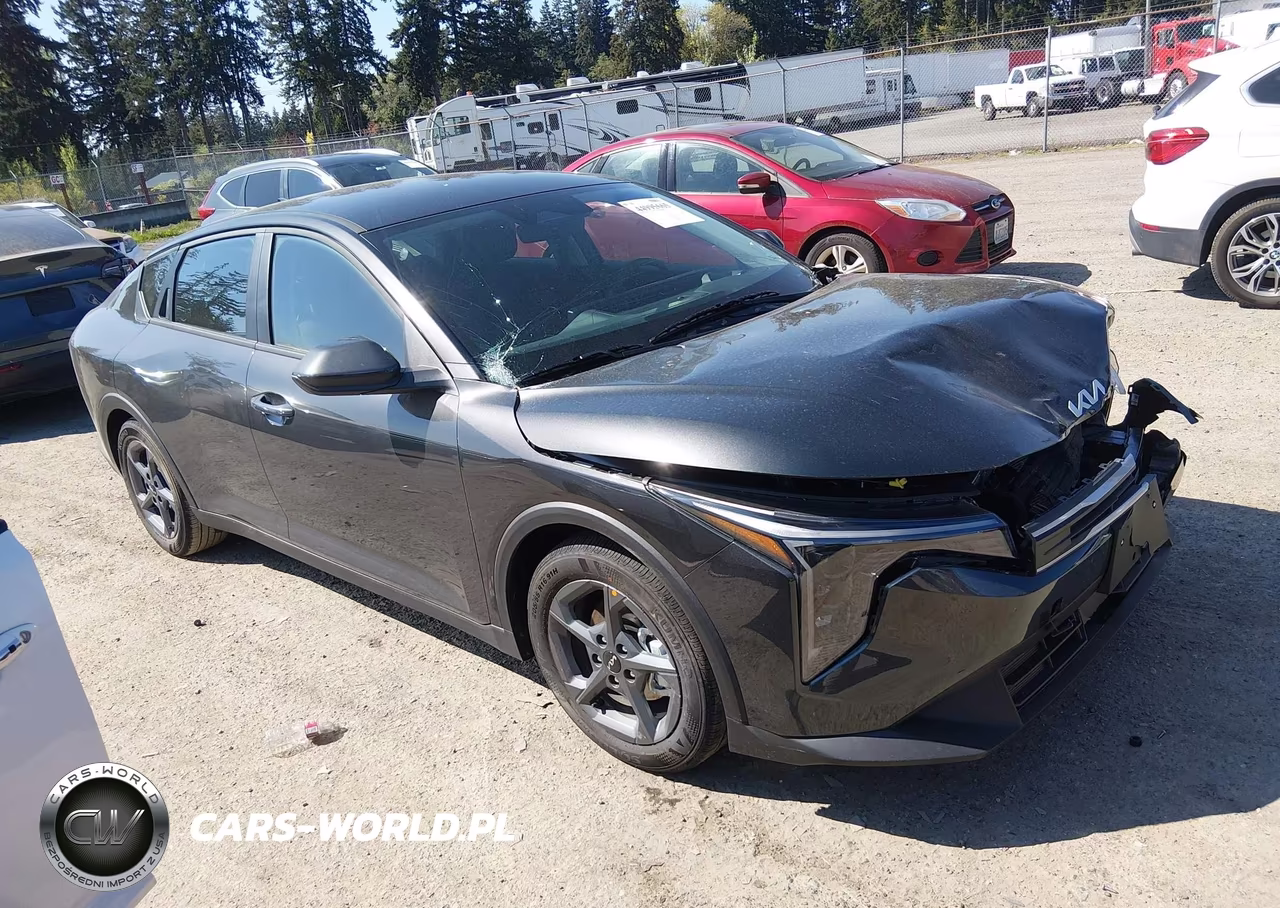 2026 Kia K4 Lxs