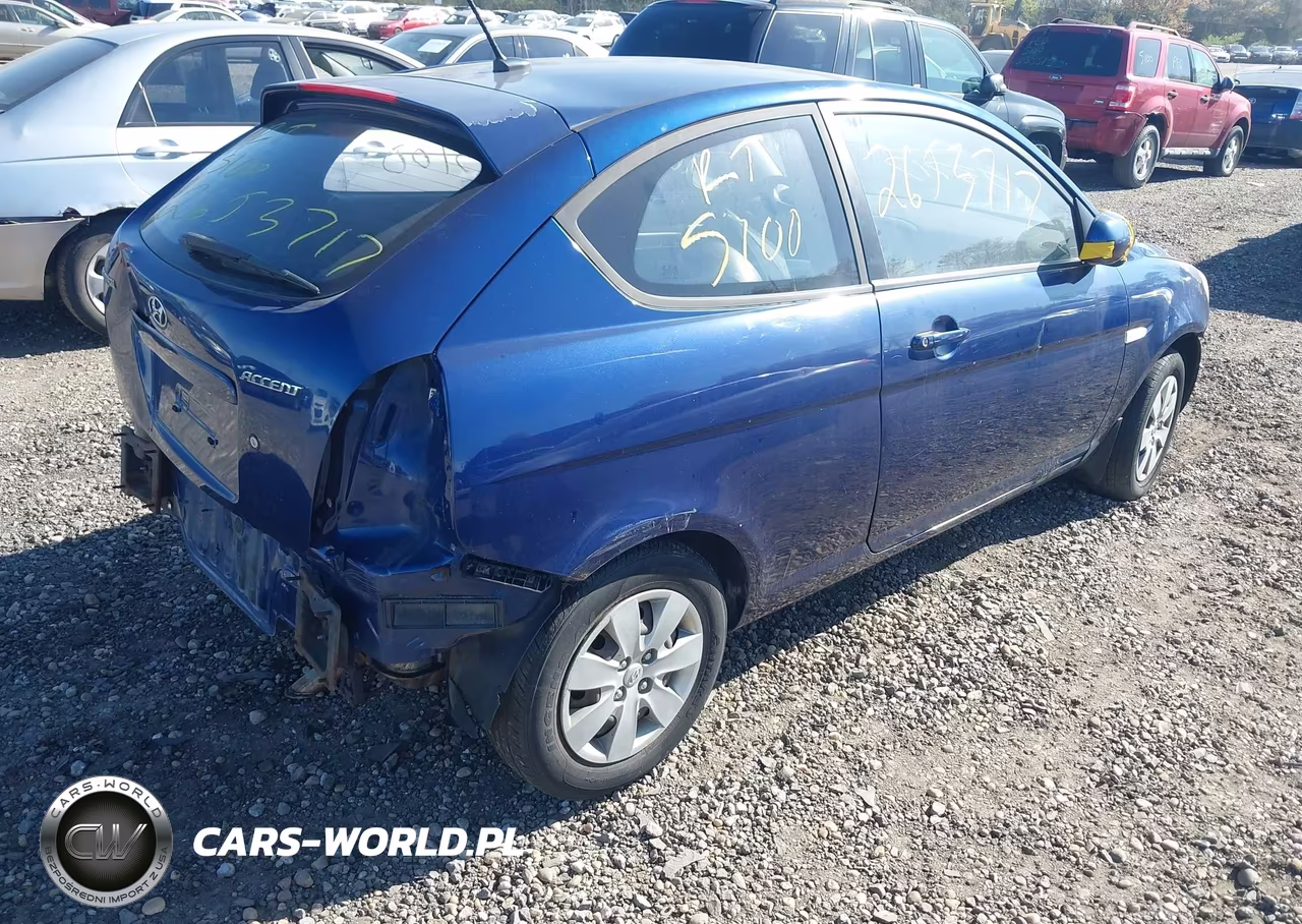 2010 Hyundai Accent Gs VIN:KMHCM3AC0AU157402 - 4