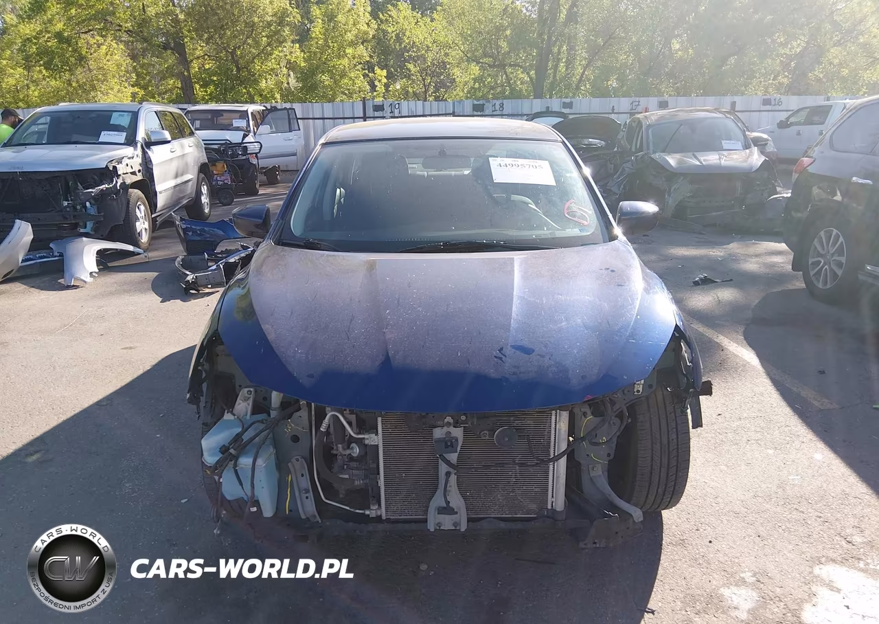 2018 Nissan Sentra S VIN:3N1AB7APXJY248205 - 13