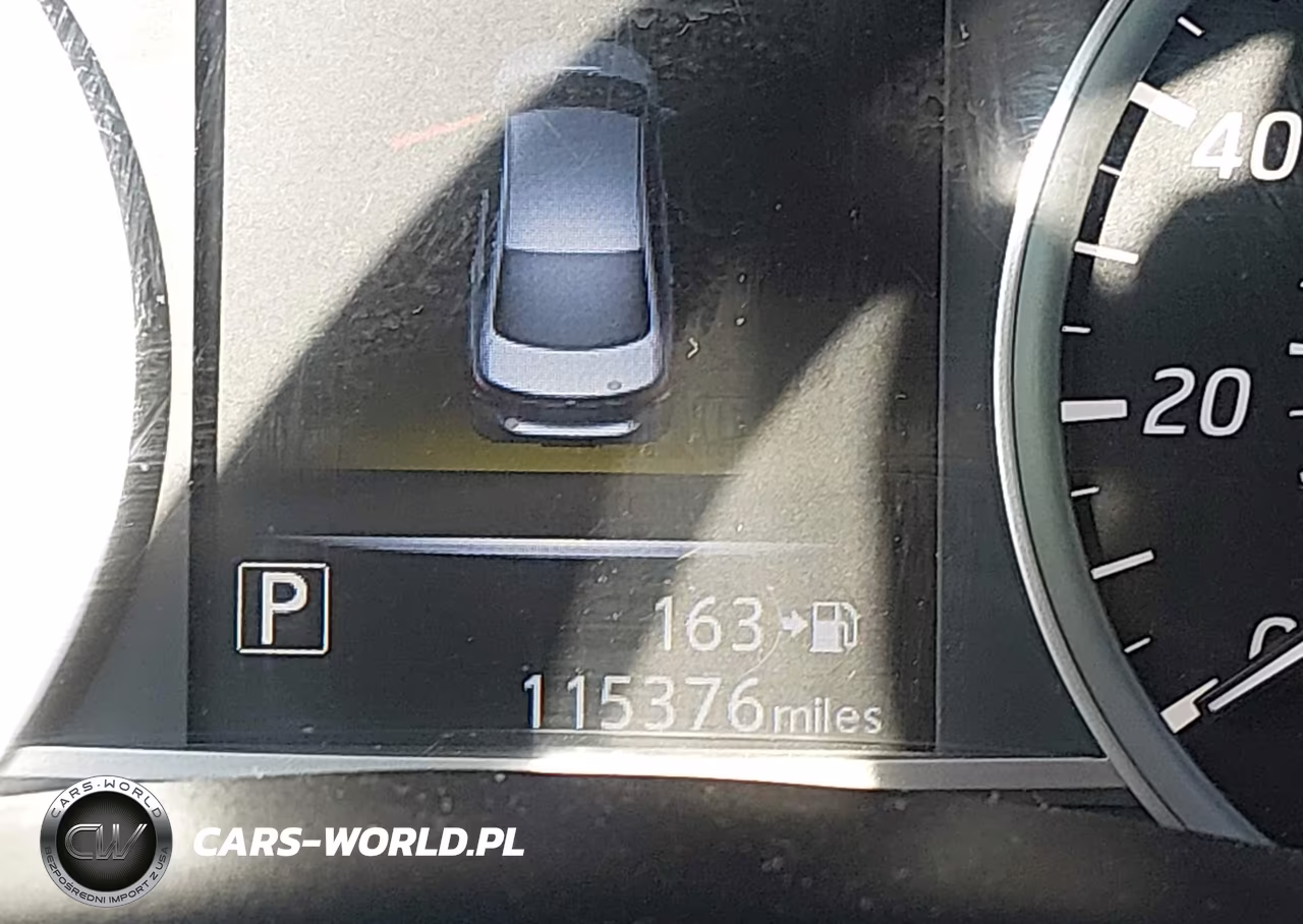 2018 Nissan Sentra S VIN:3N1AB7APXJY248205 - 16
