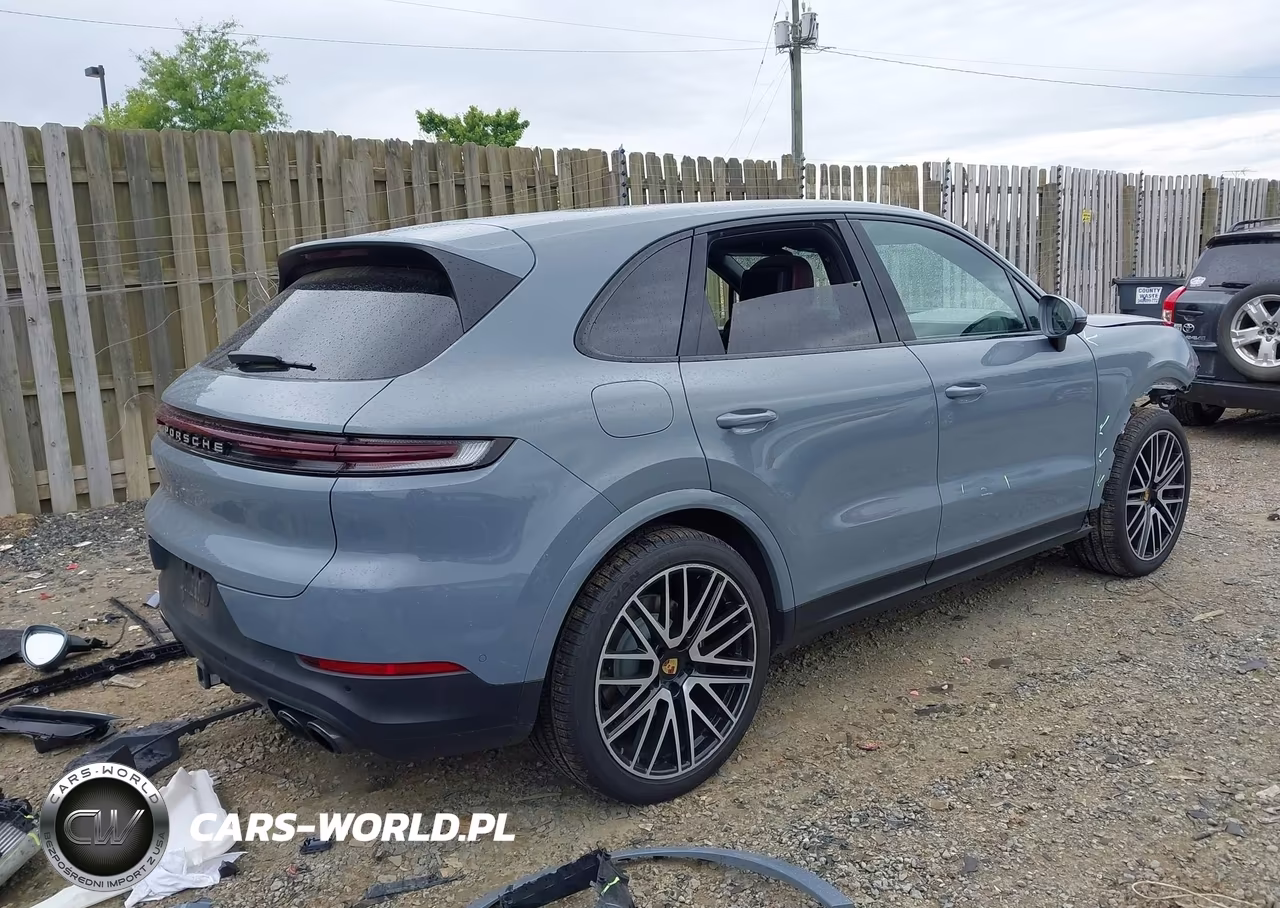 2024 Porsche Cayenne VIN:WP1AA2AY9RDA11584 - 4
