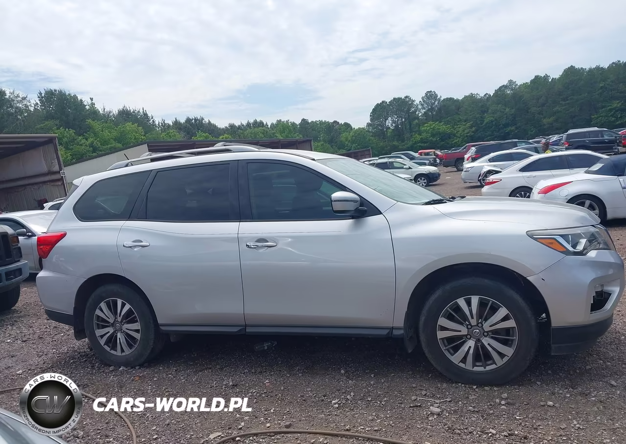2018 Nissan Pathfinder S VIN:5N1DR2MNXJC656212 - 13