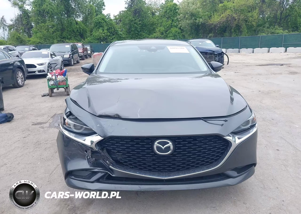 2019 Mazda Mazda3 Premium Package VIN:3MZBPAEM9KM104666 - 12