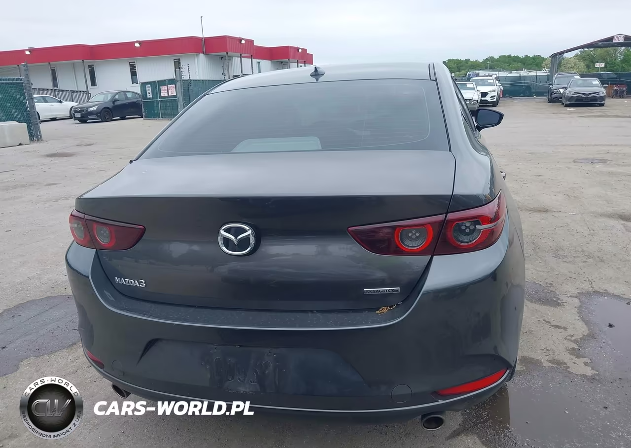 2019 Mazda Mazda3 Premium Package VIN:3MZBPAEM9KM104666 - 16