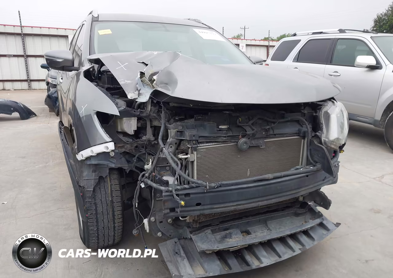 2015 Nissan Rogue Sv VIN:5N1AT2ML0FC899540 - 6