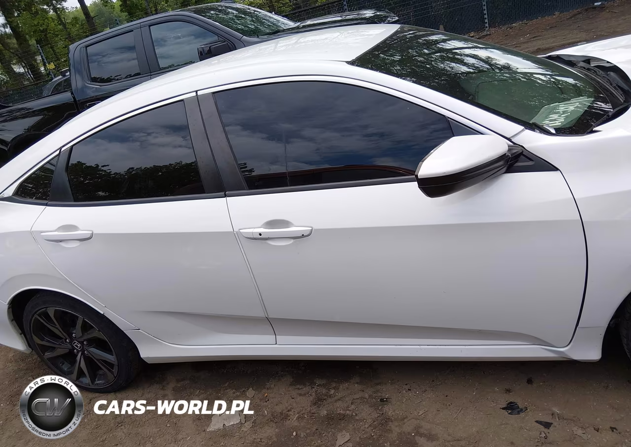 2019 Honda Civic Sport VIN:2HGFC2F8XKH598849 - 14