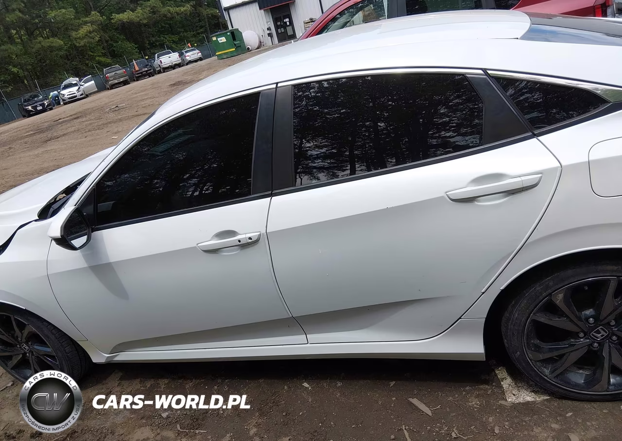 2019 Honda Civic Sport VIN:2HGFC2F8XKH598849 - 15