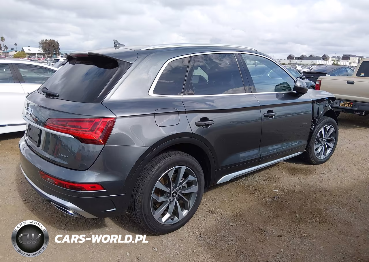 2023 Audi Q5 Premium Plus 45 Tfsi S Line Quattro VIN:WA1EAAFY2P2005294 - 4