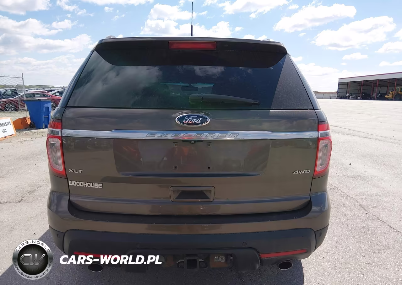 2015 Ford Explorer Xlt VIN:1FM5K8D8XFGC28176 - 16