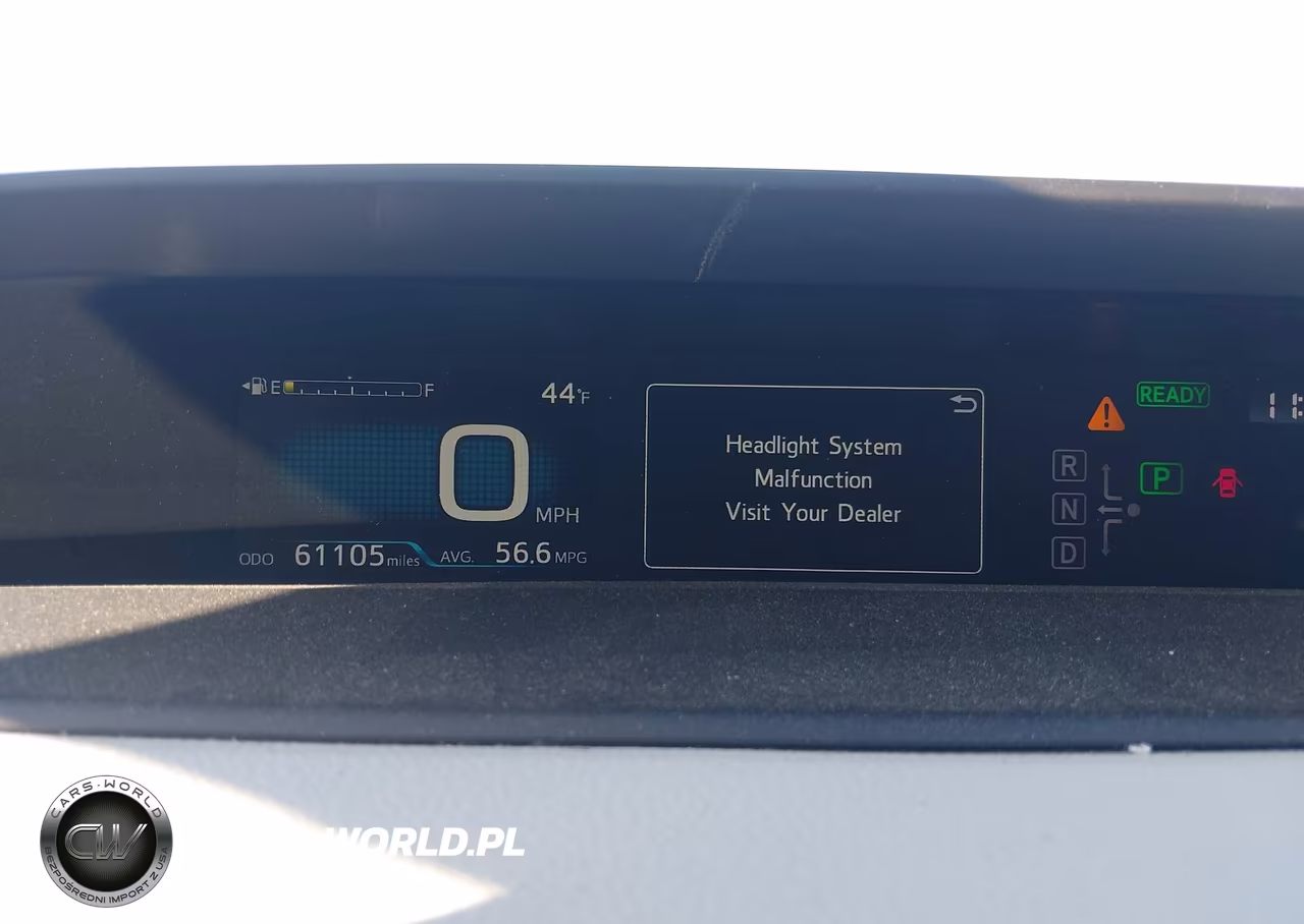 2017 Toyota Prius Three VIN:JTDKARFU3H3540733 - 7