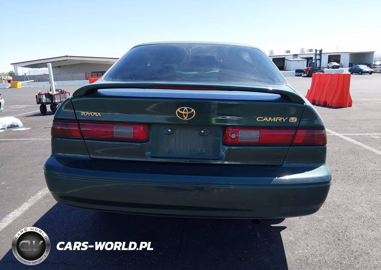 1999 Toyota Camry Le VIN:JT2BG28K4X0309771 - 16