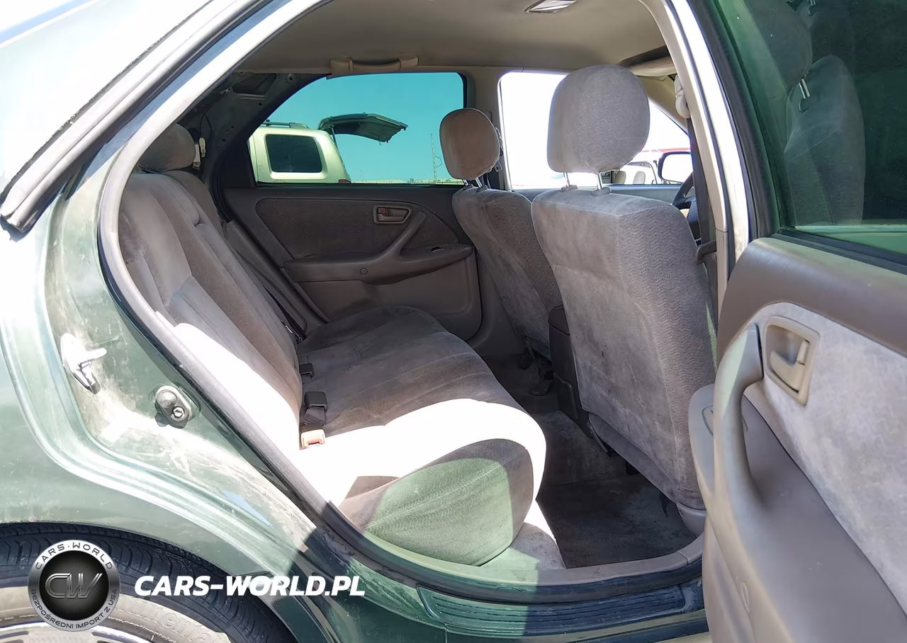 1999 Toyota Camry Le VIN:JT2BG28K4X0309771 - 8