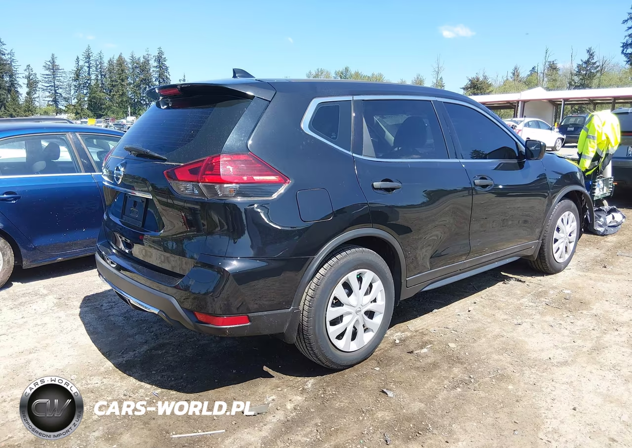 2017 Nissan Rogue S VIN:5N1AT2MT3HC740448 - 4