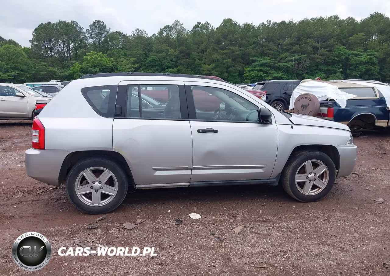2009 Jeep Compass Sport VIN:1J4FT47B89D110696 - 13