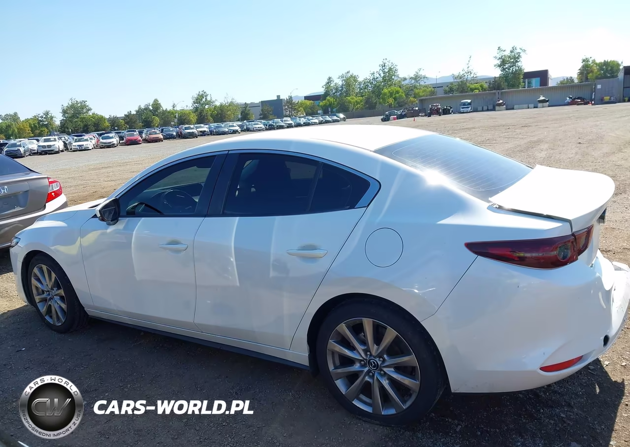 2019 Mazda Mazda3 Select Package VIN:JM1BPACL2K1111145 - 14