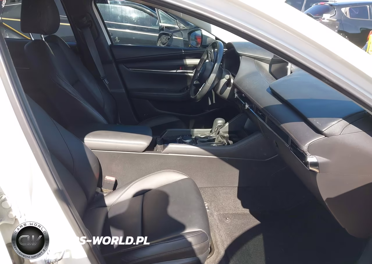 2019 Mazda Mazda3 Select Package VIN:JM1BPACL2K1111145 - 5