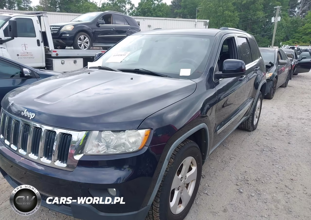 2011 Jeep Grand Cherokee Laredo VIN:1J4RR4GG8BC523253 - 2
