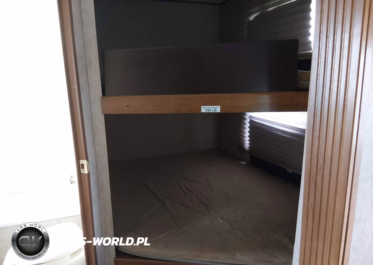 2016 Avenger Travel Trailer VIN:5ZT2AVTB7GB911634 - 13