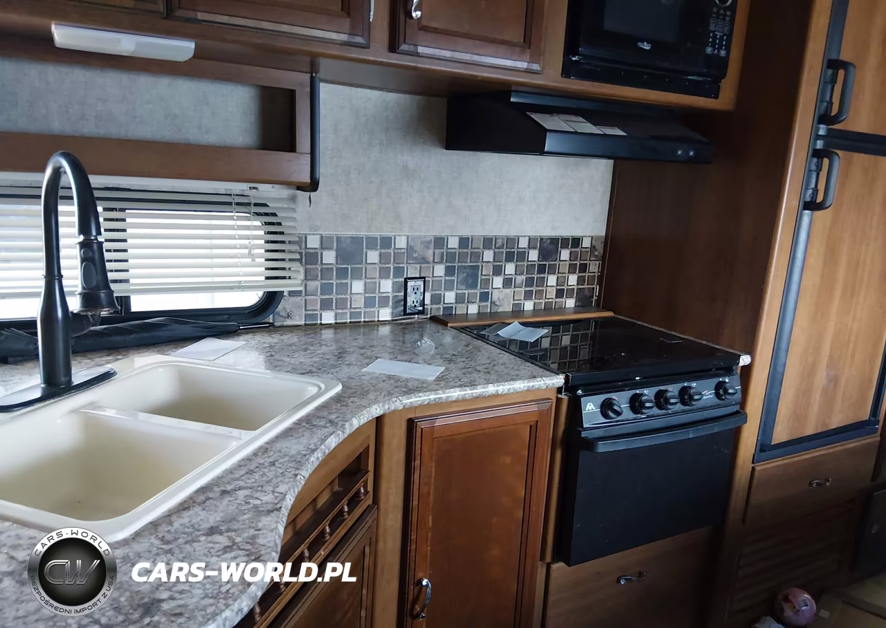 2016 Avenger Travel Trailer VIN:5ZT2AVTB7GB911634 - 15