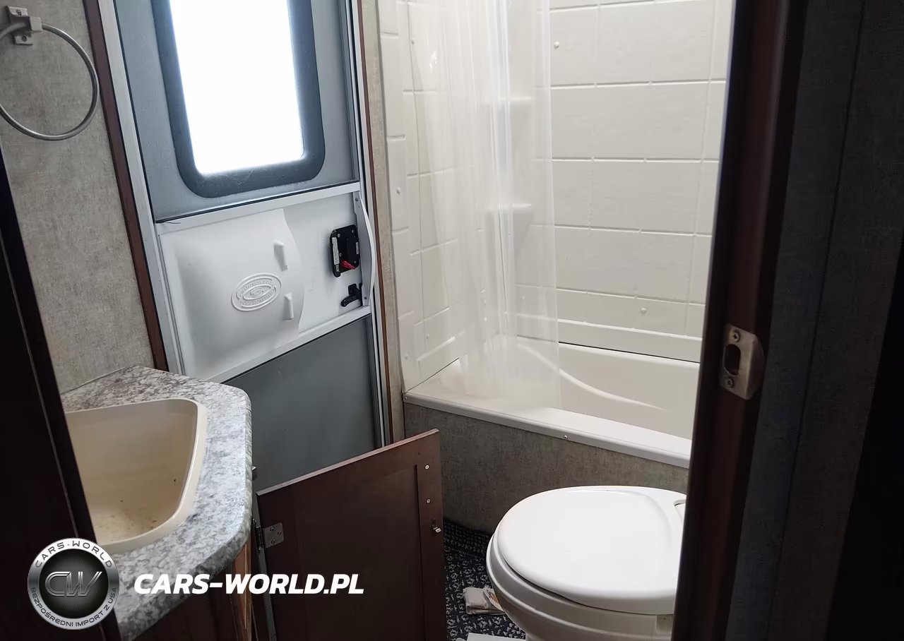 2016 Avenger Travel Trailer VIN:5ZT2AVTB7GB911634 - 5