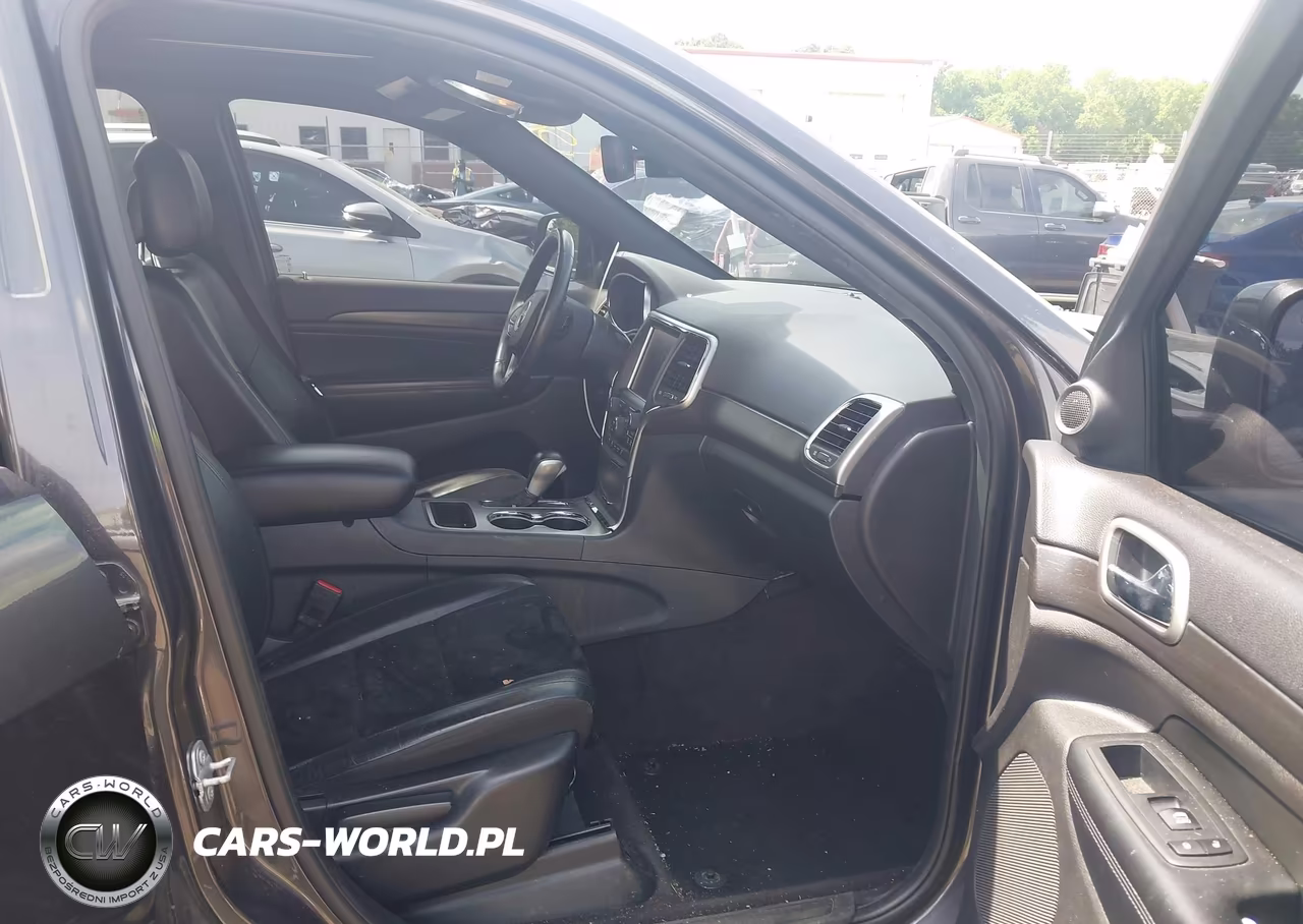 2018 Jeep Grand Cherokee Altitude 4X4 VIN:1C4RJFAG7JC396270 - 5