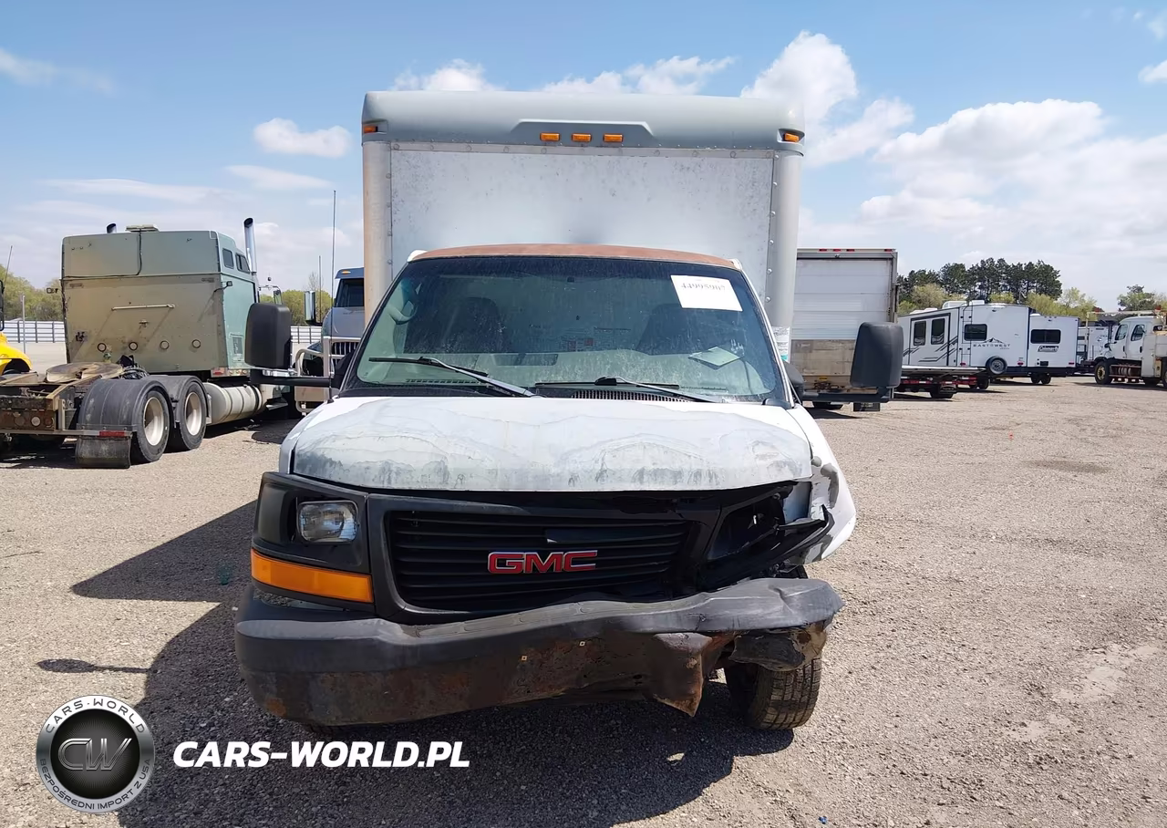 2005 GMC Savana Cutaway Standard W-C7L-C7N VIN:1GDJG31V651908350 - 13